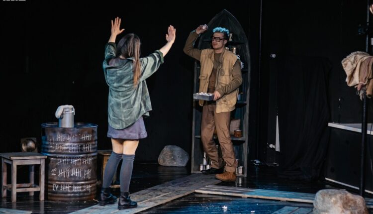 «Калека с острова Инишмаан» - Никита Бахметьев представил свою дипломную режиссерскую работу на малой сцене театра драмы