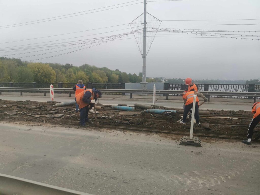 Город застрял в пробках. В Твери с 16 по 21 сентября полностью перекроют Новый мост