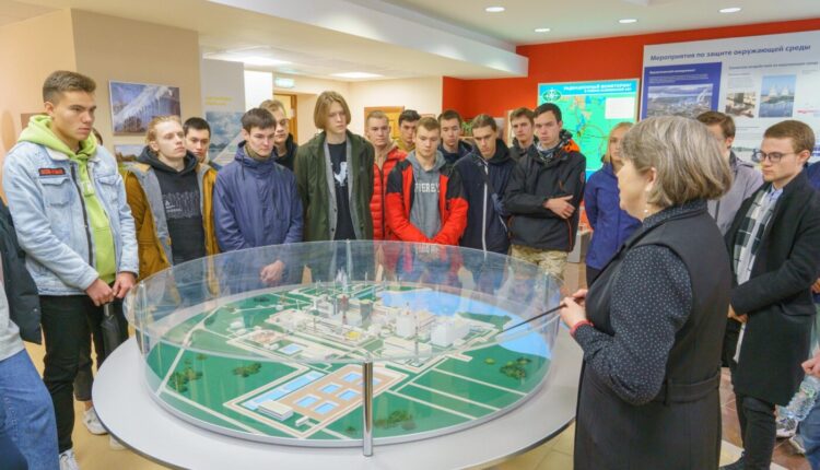 На экскурсии на Калининской АЭС побывали московские студенты