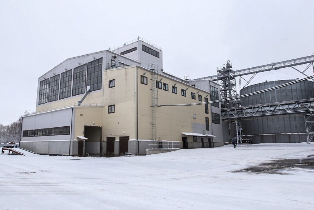 ООО "Коралл" пустило в строй вторую очередь завода по производству кормов в Тверской области