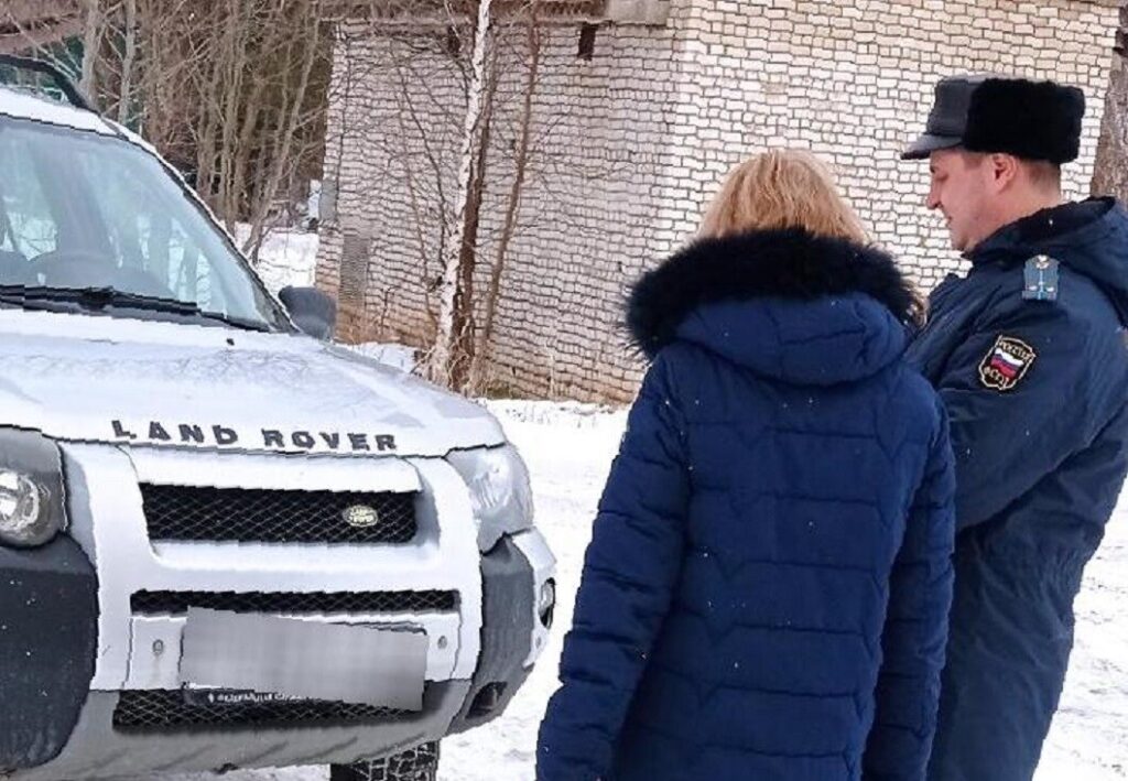 Судебные приставы и инспекторы налоговой службы провели совместный рейд в Зубцовском округе