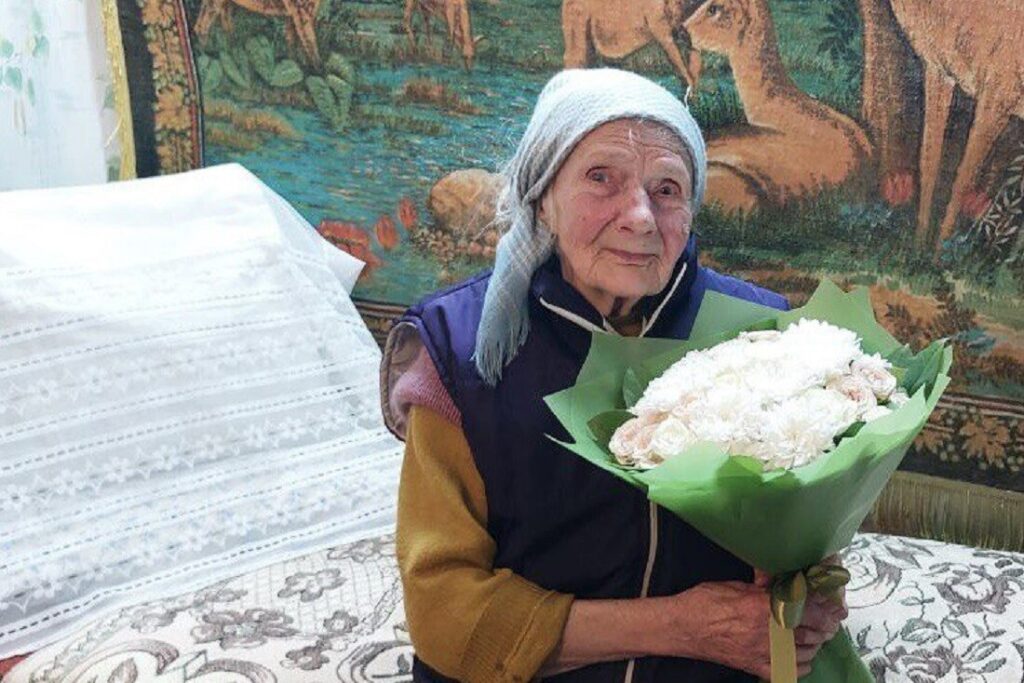 В Тверской области труженица тыла Евгения Трубицына празднует 100-летний юбилей
